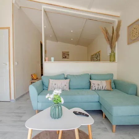 Ferienhaus La Bulle De July