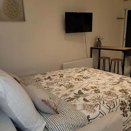 Holiday home La Bulle De July *